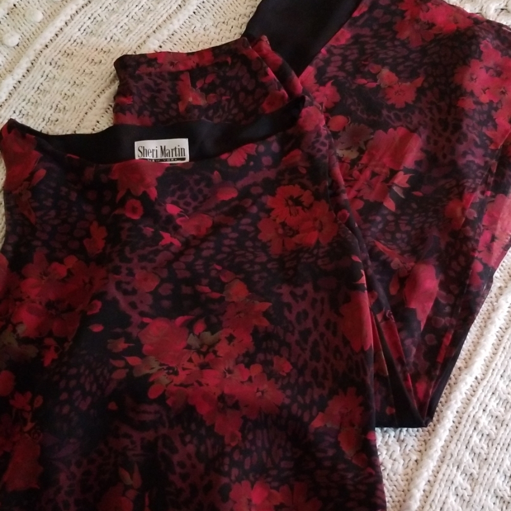 Gorgeous Sheri Martin 2piece